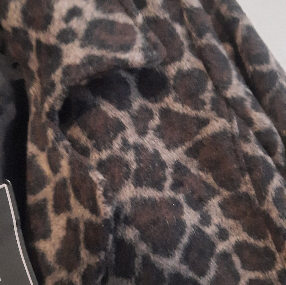 Leopard coat - Picture 4 of 5